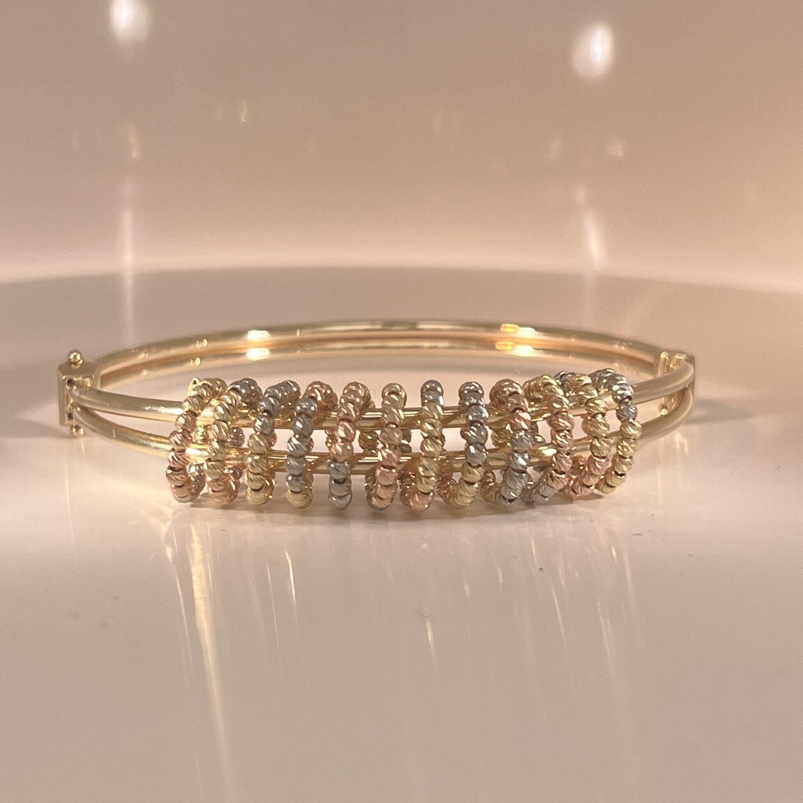 women bracelet have a attractive, innovative design