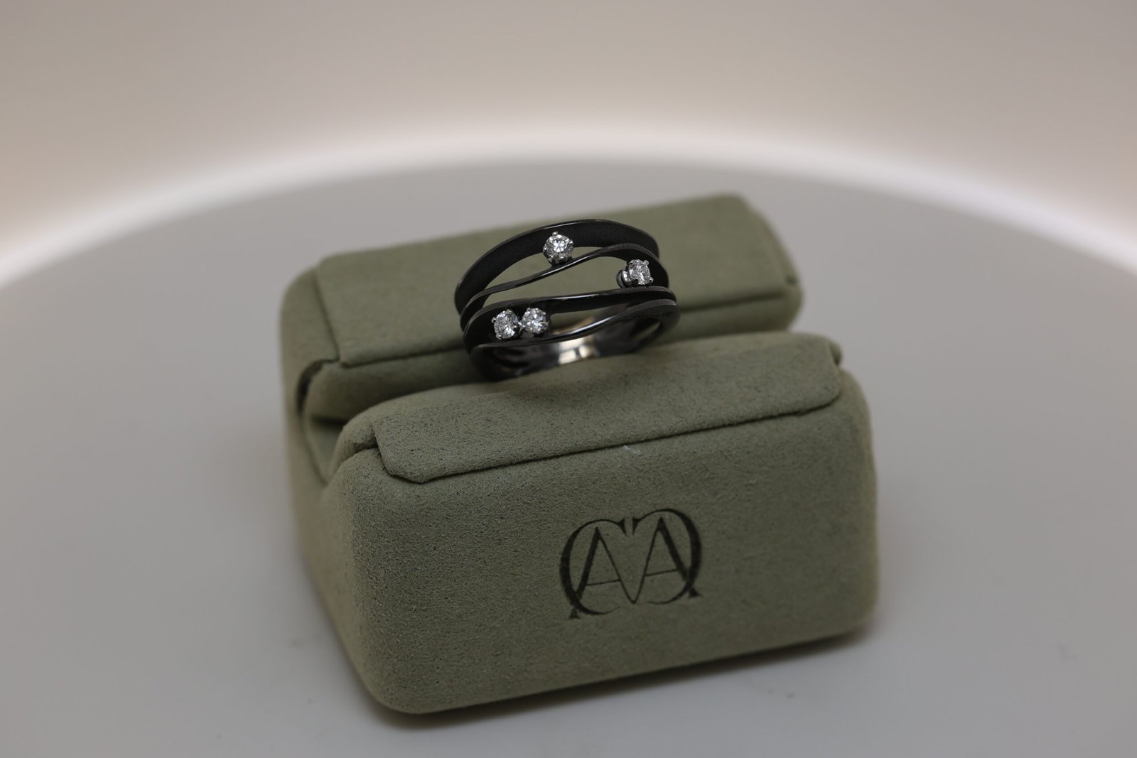 ANNAMARIA CAMMILLI Black Ring Gold 18K - Image 4