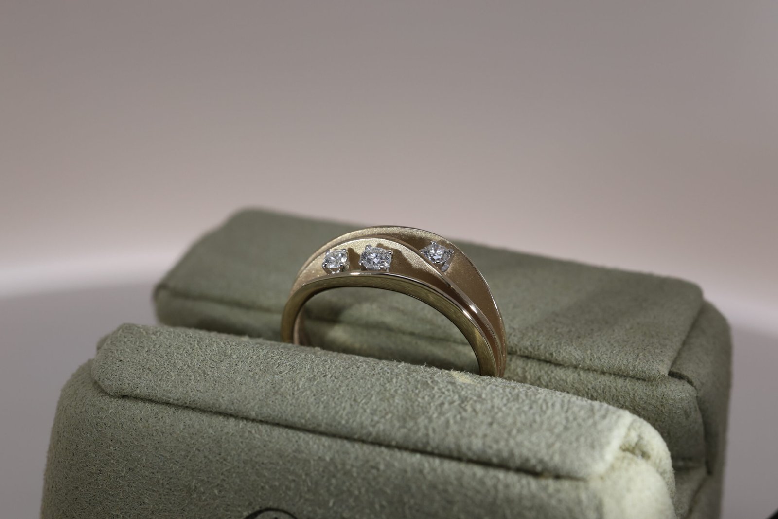 Annamaria Cammilli Natural Beige Gold 18k Diamond 6657 - Image 2