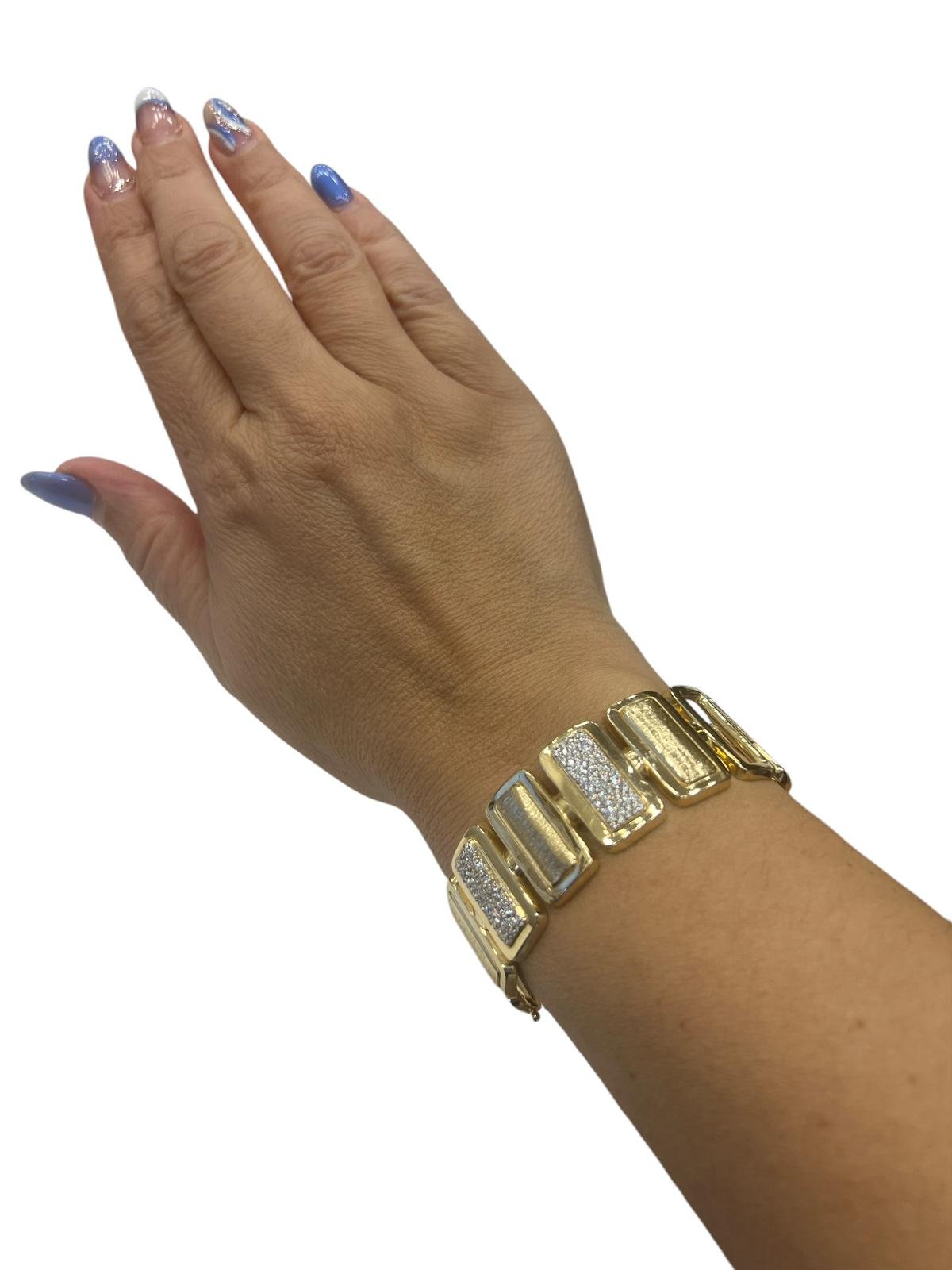 Elegant Rectangular Bracelet - Image 7