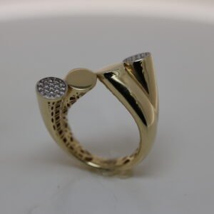 Elegant 4-Layer Women's Ring