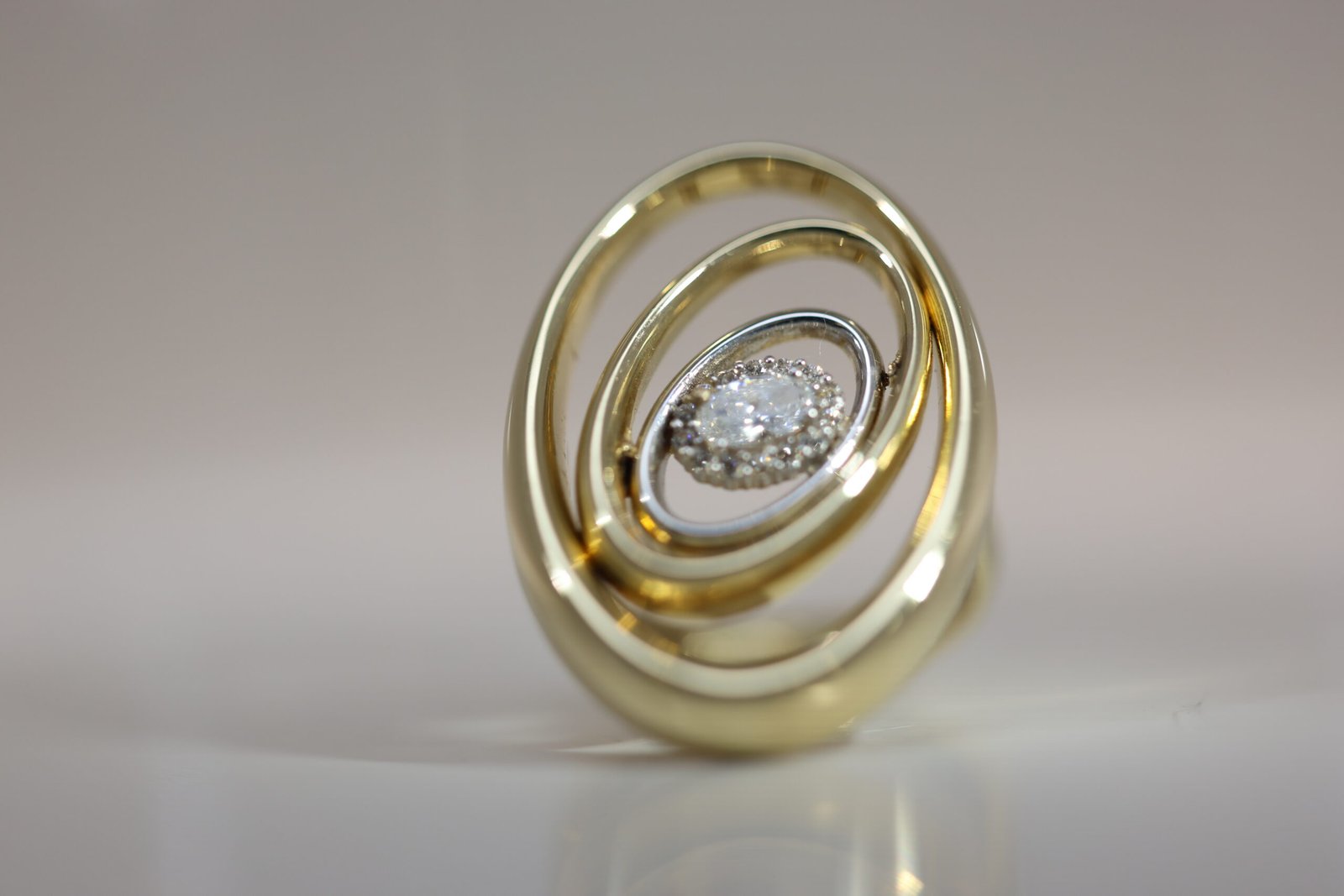 Circles Women Ring 14K Gold - Image 2