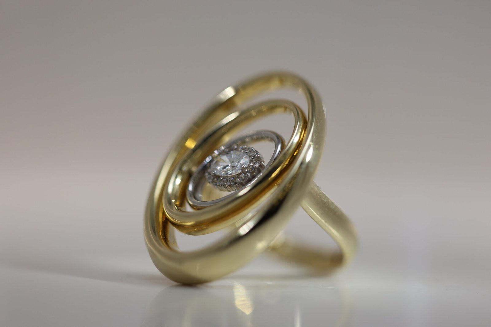 Circles Women Ring 14K Gold - Image 4