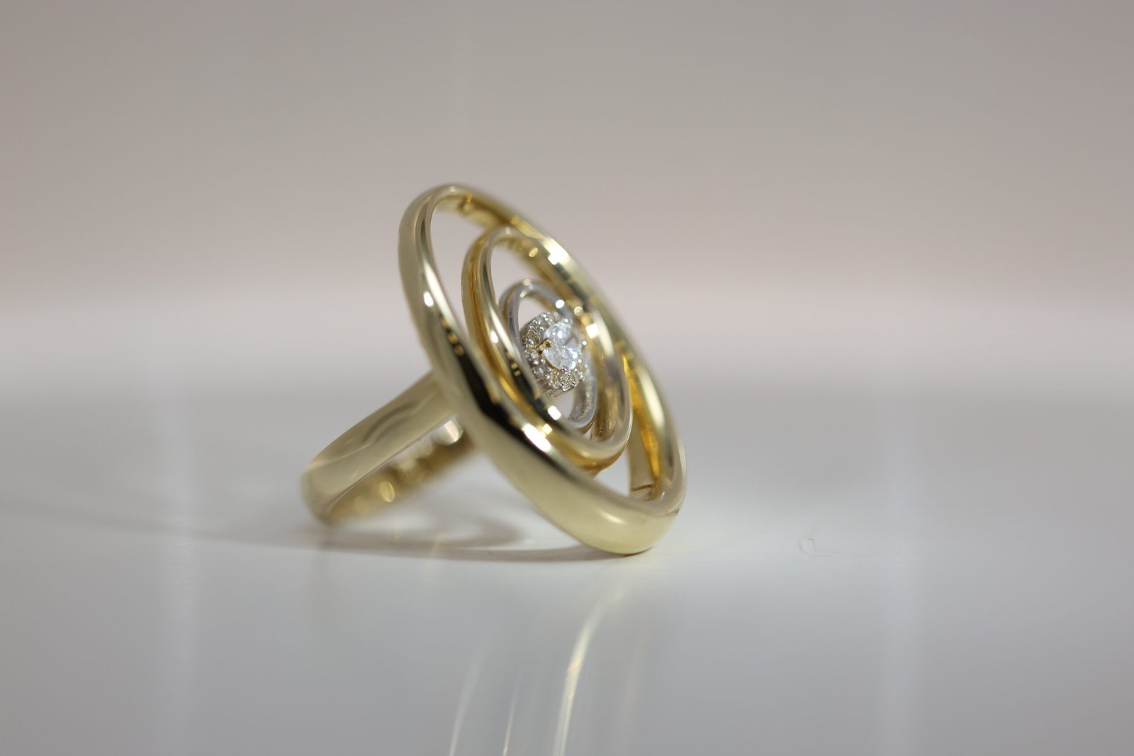 Circles Women Ring 14K Gold - Image 5