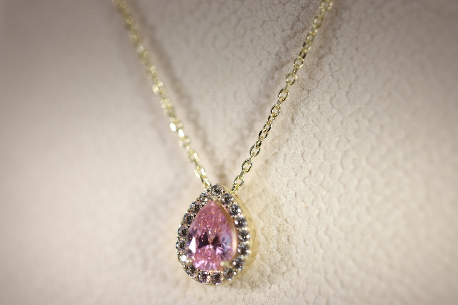14K Gold Necklace with Big Pink Stone - Image 5