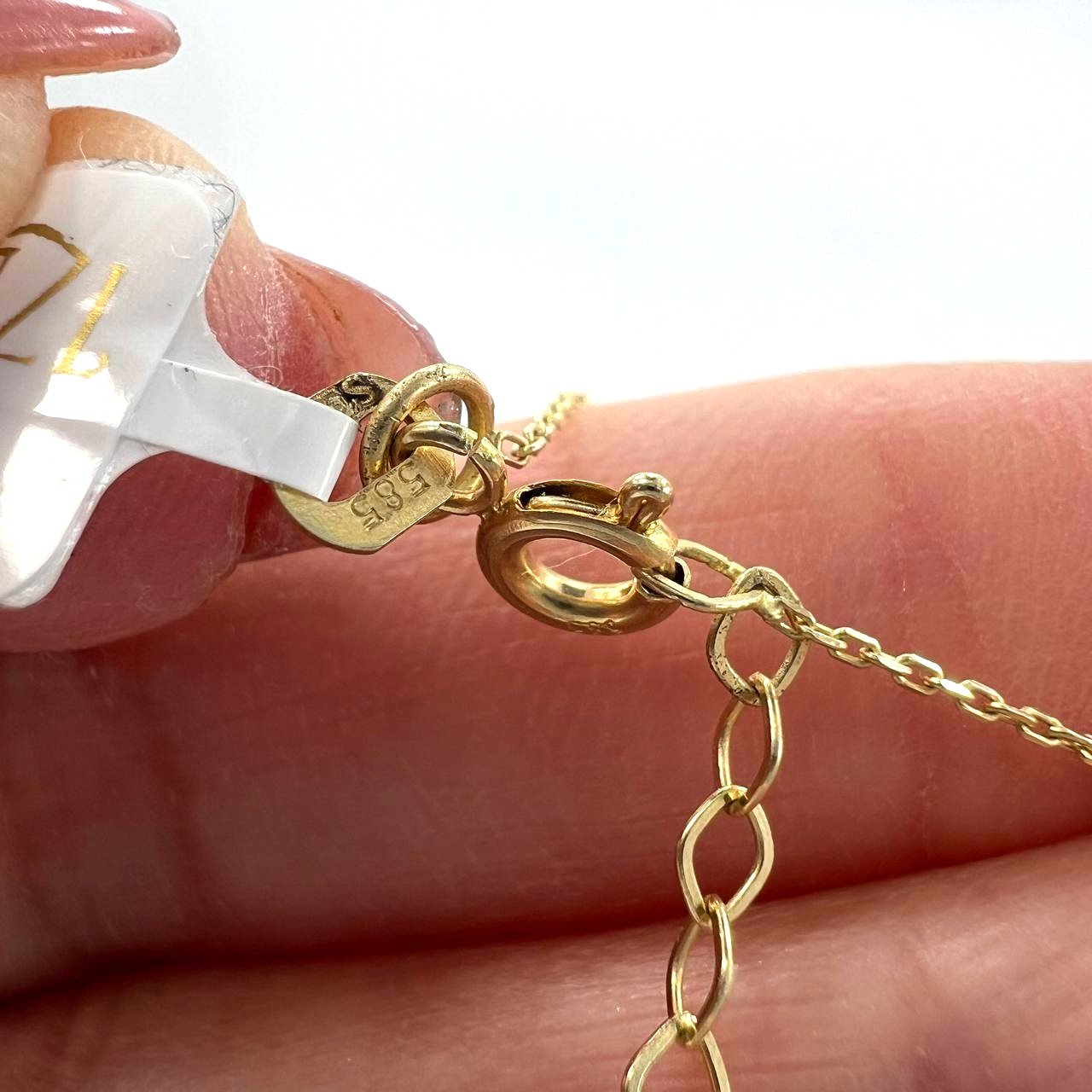 New 14K Yellow Gold Leaf Pendant Necklace with zircon – Elegant and Stylish - Image 8