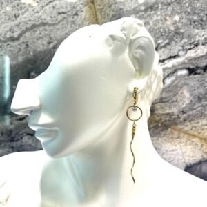 Elegant & beautiful long 14K yellow gold earrings Suitable for evening parties.