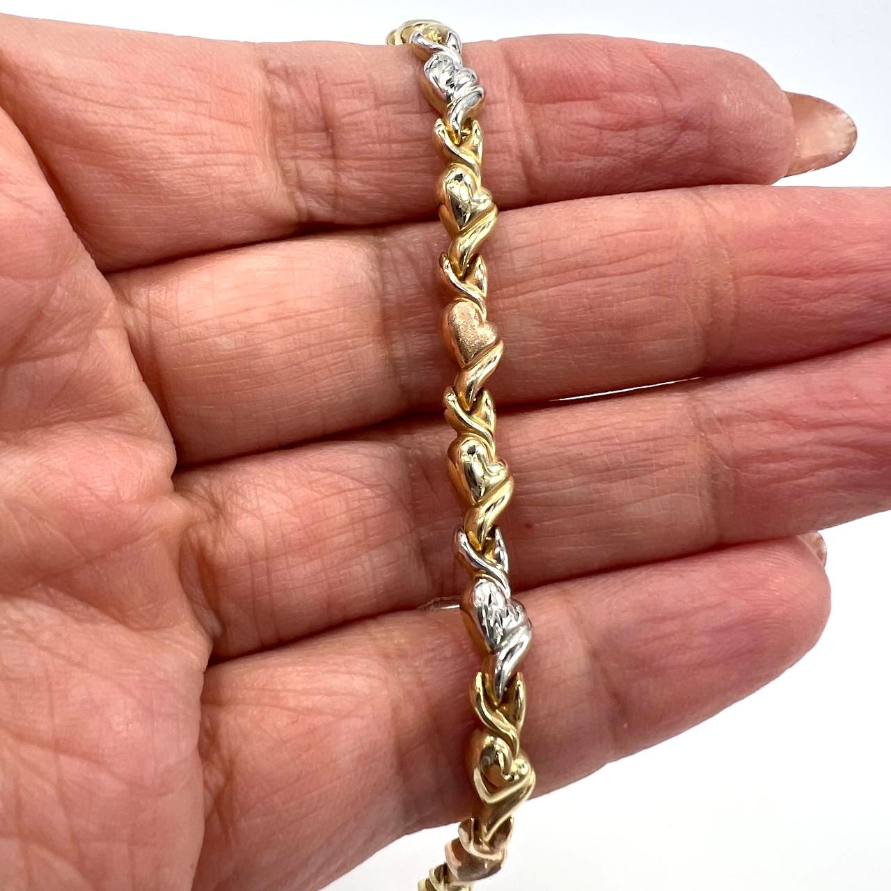 New 14K gold bracelet in yellow, white & rose tones, featuring a heart design - Image 4