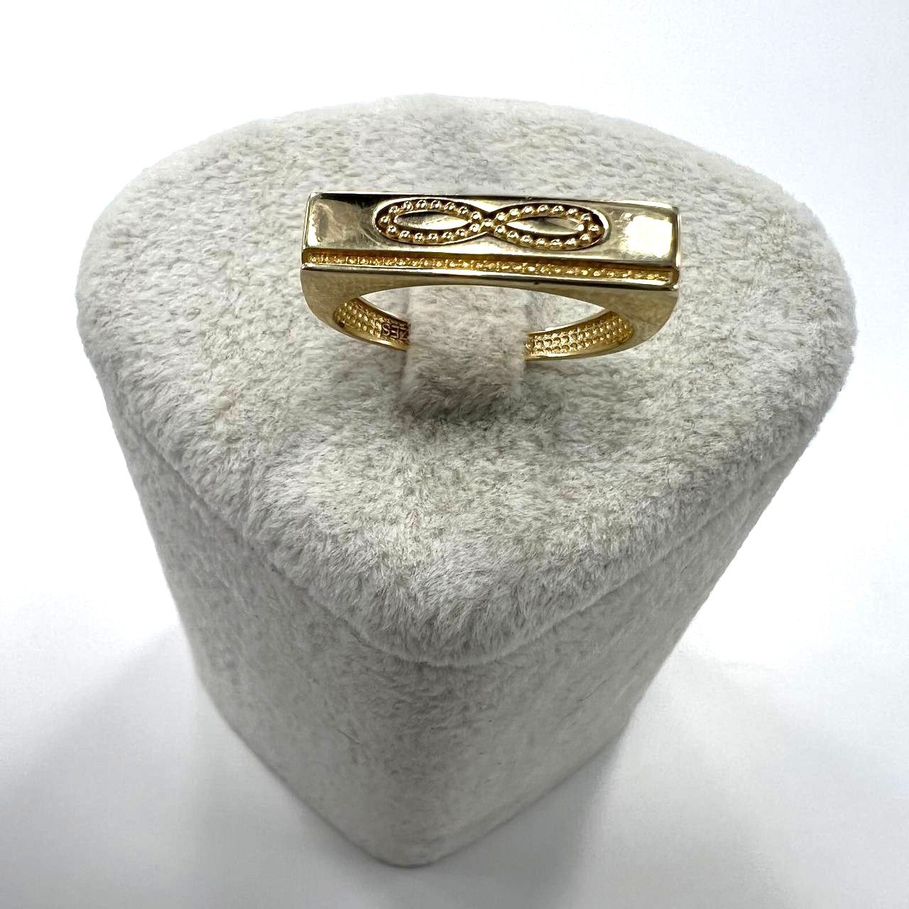 Yellow gold 14K infinity design ring, delicate, size 7 beautiful gift - Image 6