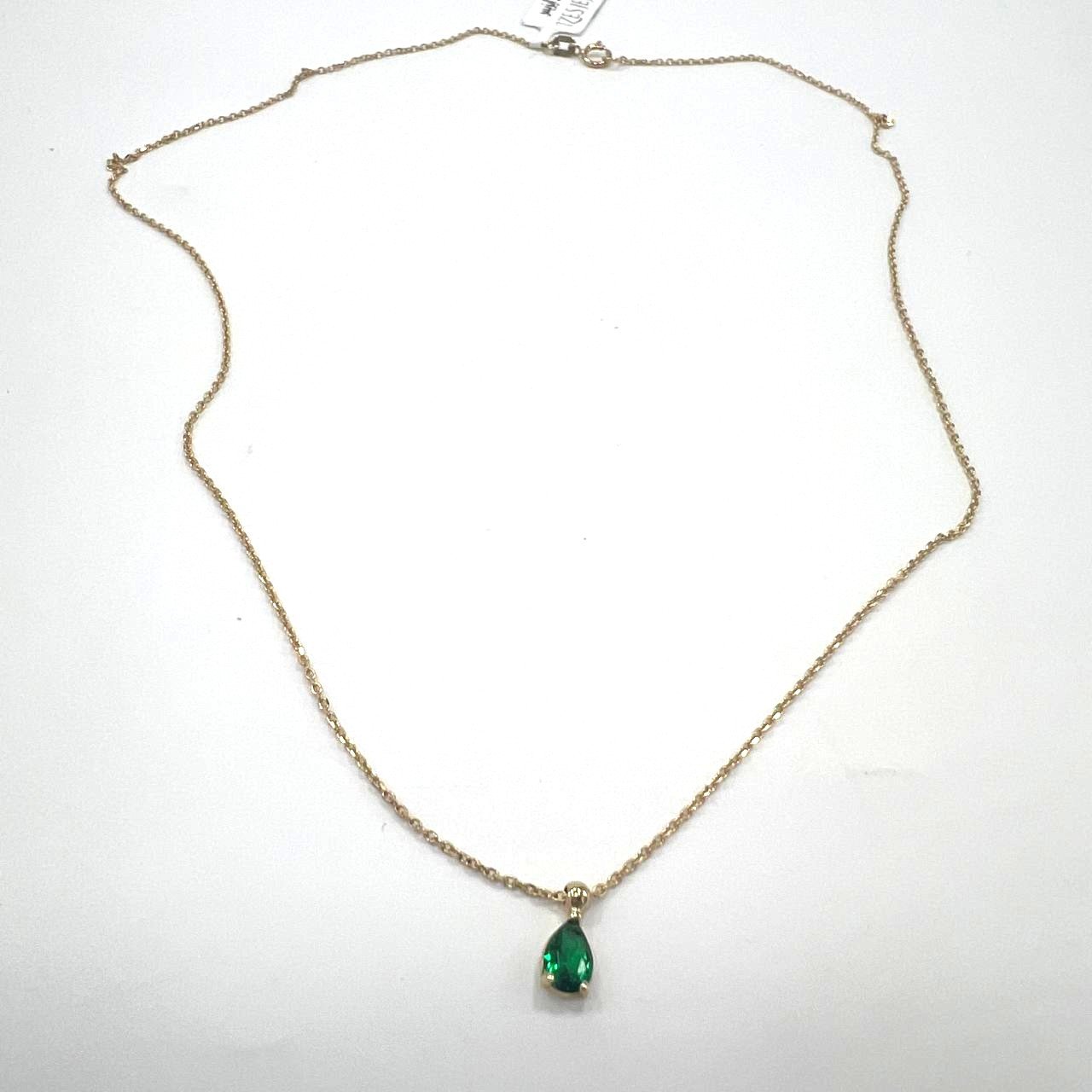 14K yellow gold necklace with a beautiful green stone pendant elegant design