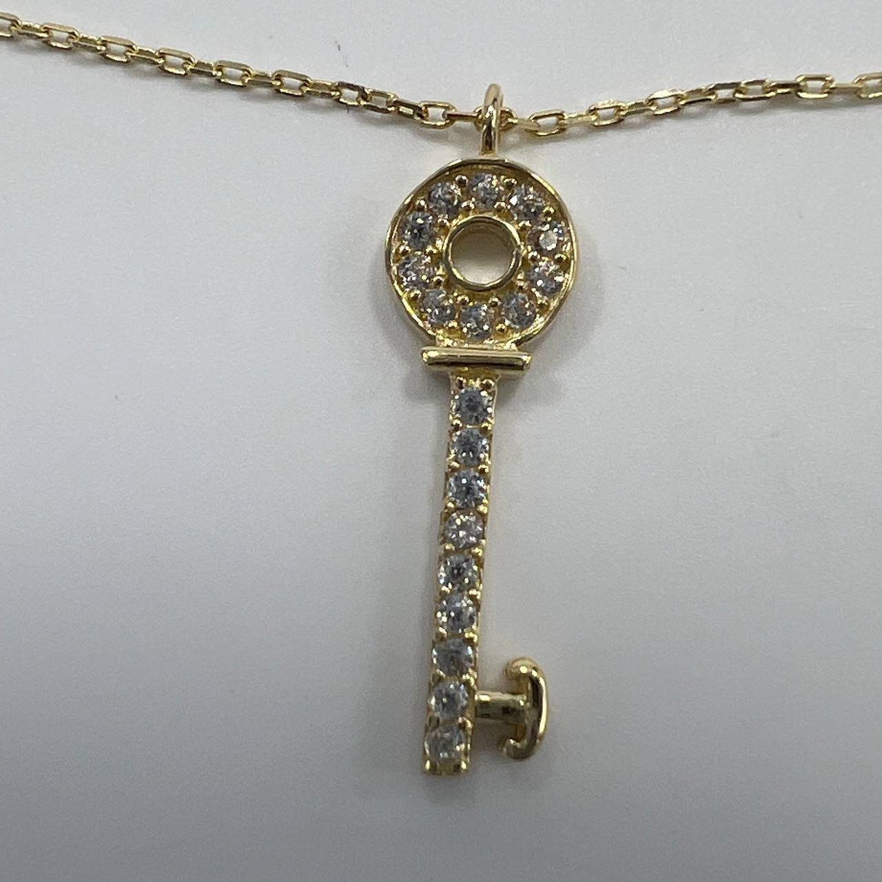 New Elegant 14K Solid Gold Necklace Italy- Key Pendant with White Gemstones 1.6g - Image 2