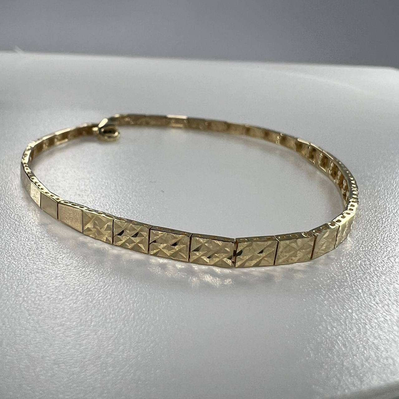 New Elegant 14K Solid Gold Italian Bracelet – Diamond-Cut Design 3.8g, 18cm - Image 2