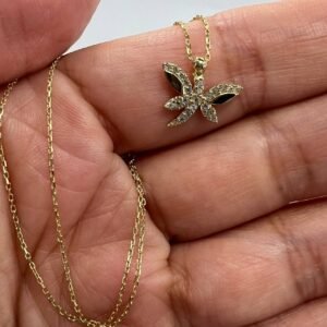 New Elegant 14K Solid Gold Necklace Butterfly Pendant with Sparkling Stones 1.8g