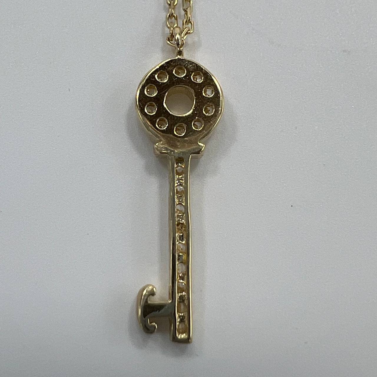 New Elegant 14K Solid Gold Necklace Italy- Key Pendant with White Gemstones 1.6g - Image 4