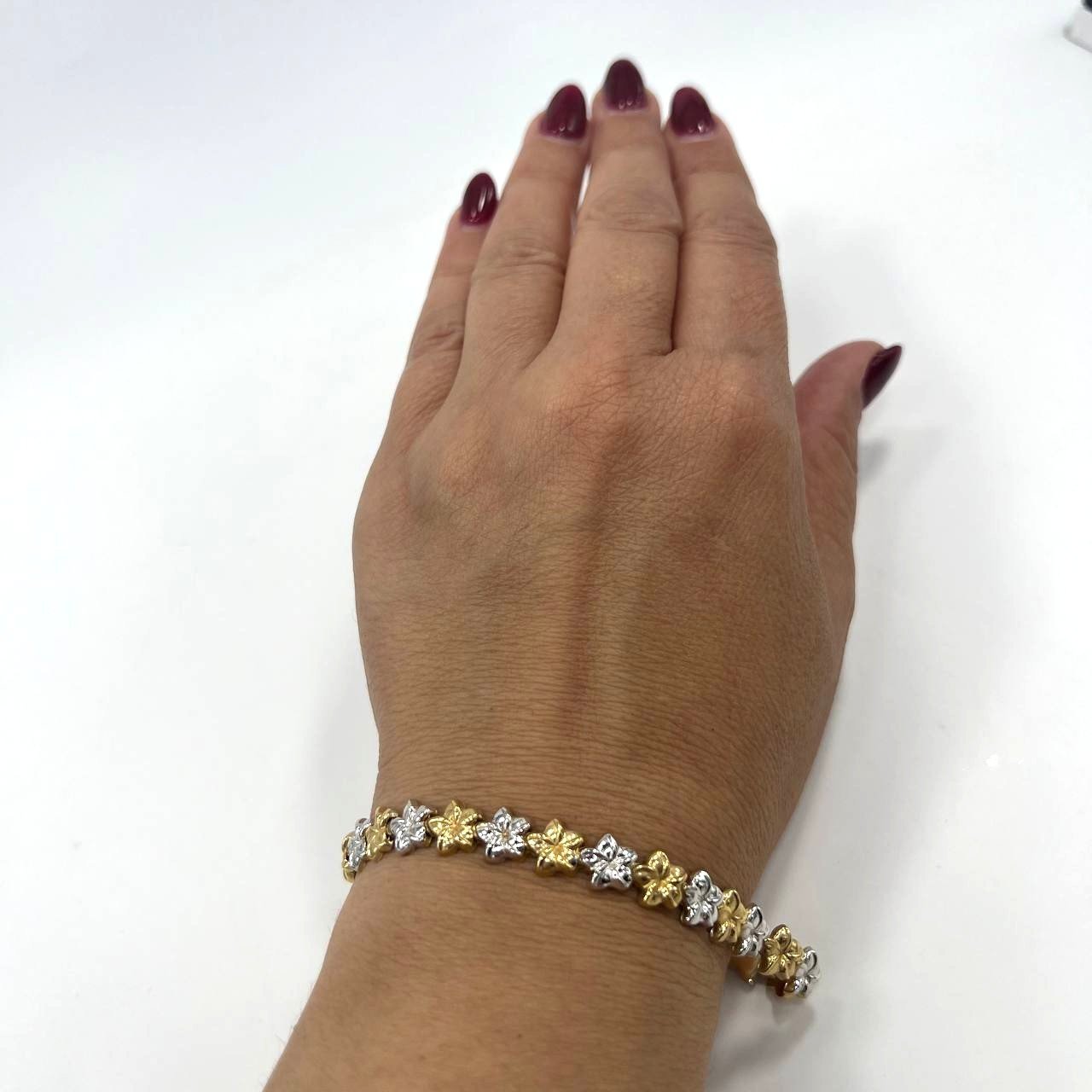 Beautiful & delicate 14K white &yellow gold bracelet with charming floral desgin - Image 6