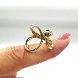 Elegant 14K Yellow Gold Ring with Modern Design – Simple yet Luxurious" size 8