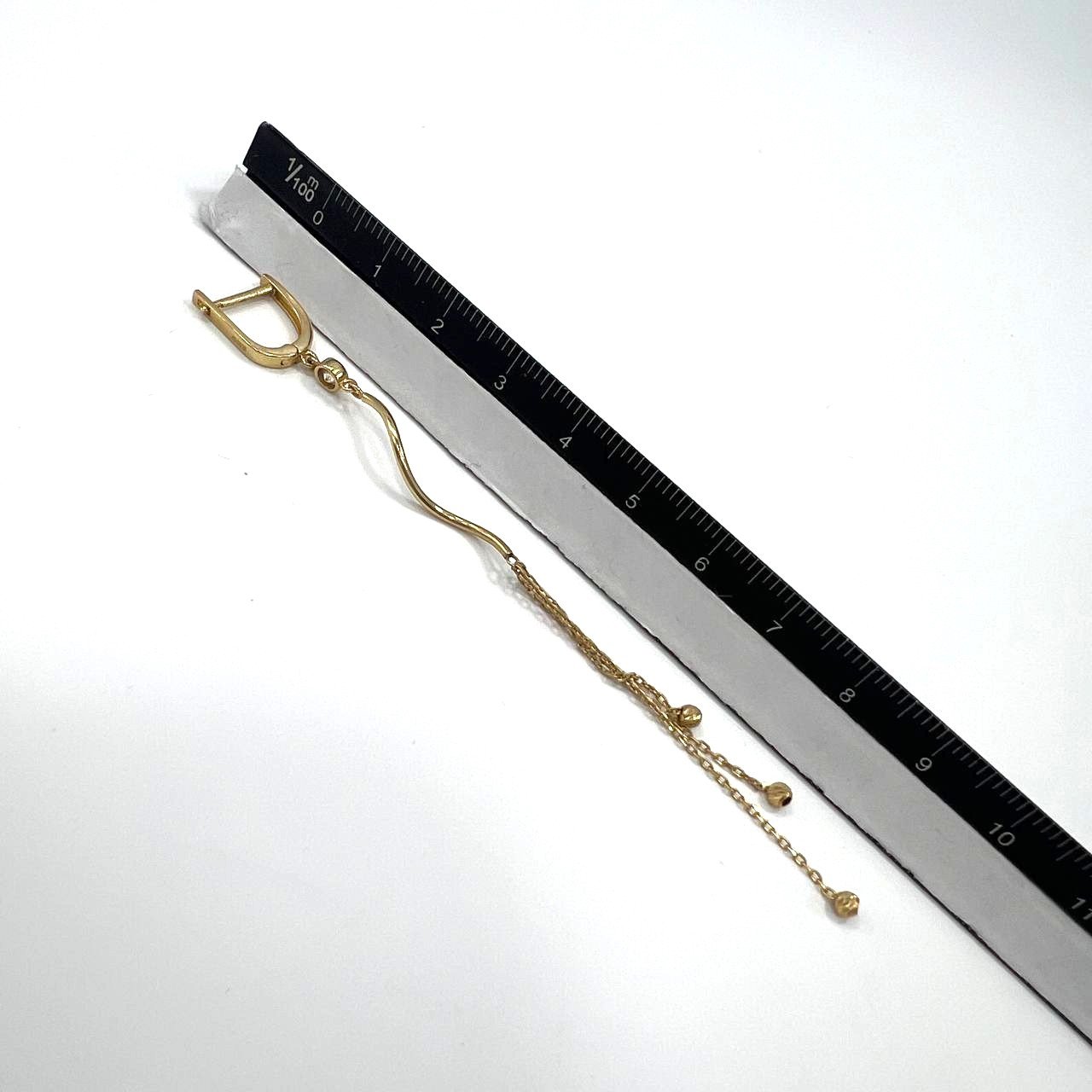 Elegant long 14K yellow gold earrings, graceful and charming. - Image 9