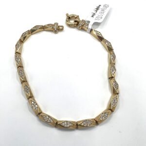 Elegant 14K yellow gold bracelet with rectangular zircon stones, refined & style