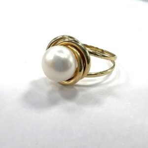 14K yellow gold ring with a pearl, elegant and delicate design beautiful gift