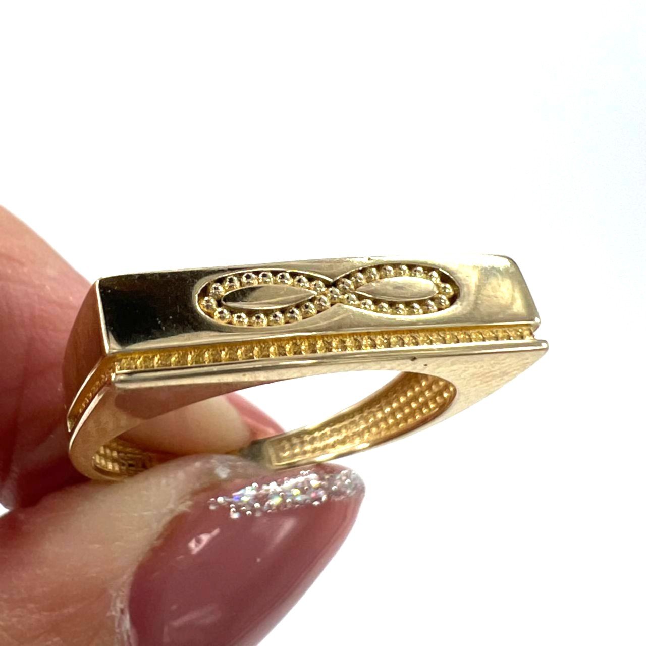 Yellow gold 14K infinity design ring, delicate, size 7 beautiful gift - Image 3