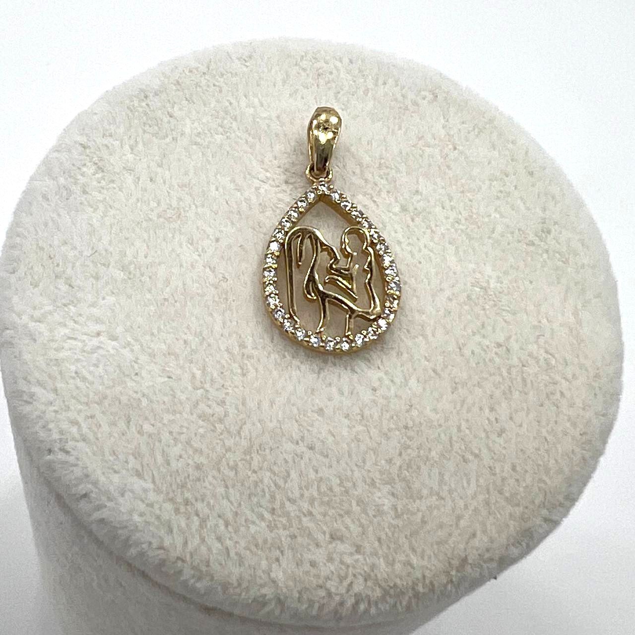 14K Yellow Gold Mother and Child Pendant – Elegant Design with Sparkling Zircon - Image 5