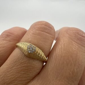 New 14K Solid Gold Ring 1.7g – Textured Band with Cluster Stones, Made in Italy