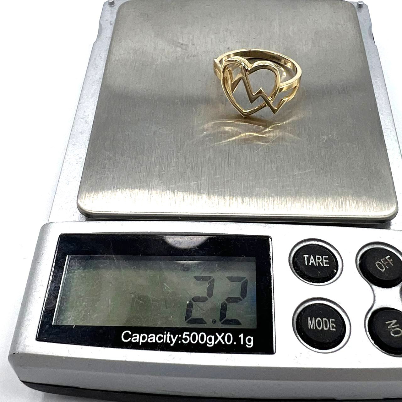 14K yellow gold heart-shaped ring with delicate detailing, elegant and refined - Image 8