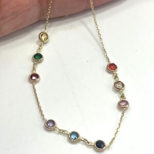 Beautiful and  14K yellow gold bracelet with rectangular circular design