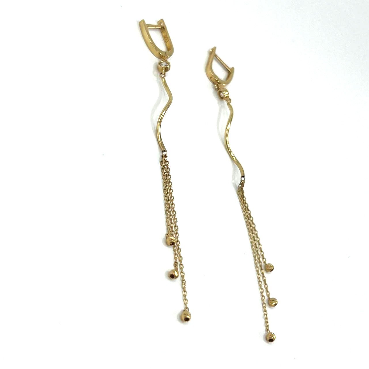 Elegant long 14K yellow gold earrings, graceful and charming. - Image 2