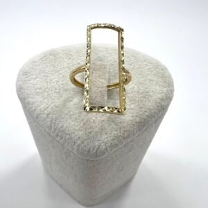 Yellow gold 14K rectangular design ring, delicate, size 7 beautiful gift
