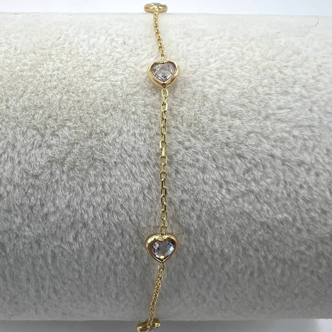 14K yellow gold bracelet with white heart-shaped stones, elegant design - Image 5